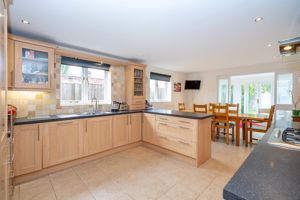 Photo 10- click for photo gallery